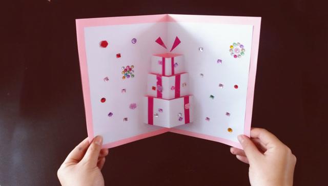 简单漂亮的生日立体折纸贺卡,打开有漂亮的礼物,手工创意视频