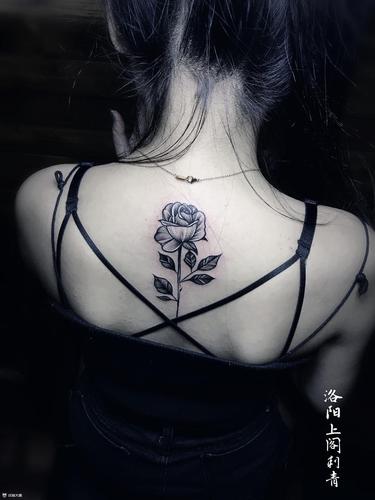 后颈点刺玫瑰95_纹身图案手稿图片_洛阳上阁的纹身作品集