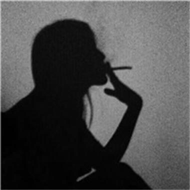 一个人孤独抽烟的头像(精选18张)