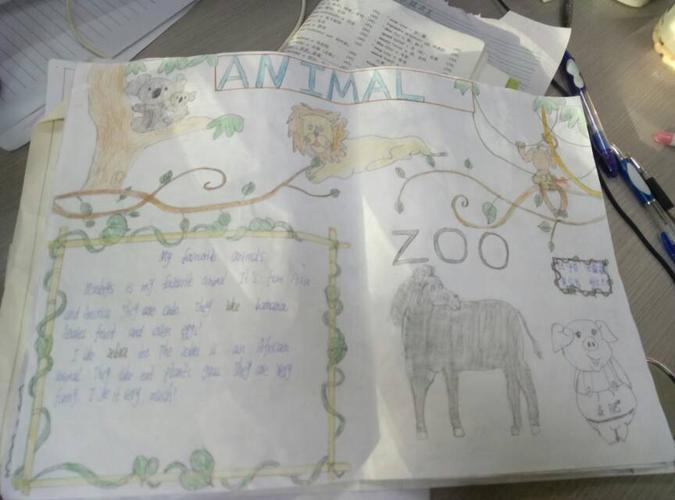 关于动物园的英语手抄报初中 图文