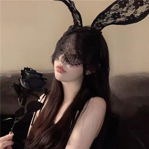 黑暗兔子头像美女