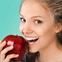 女生吃苹果的头像